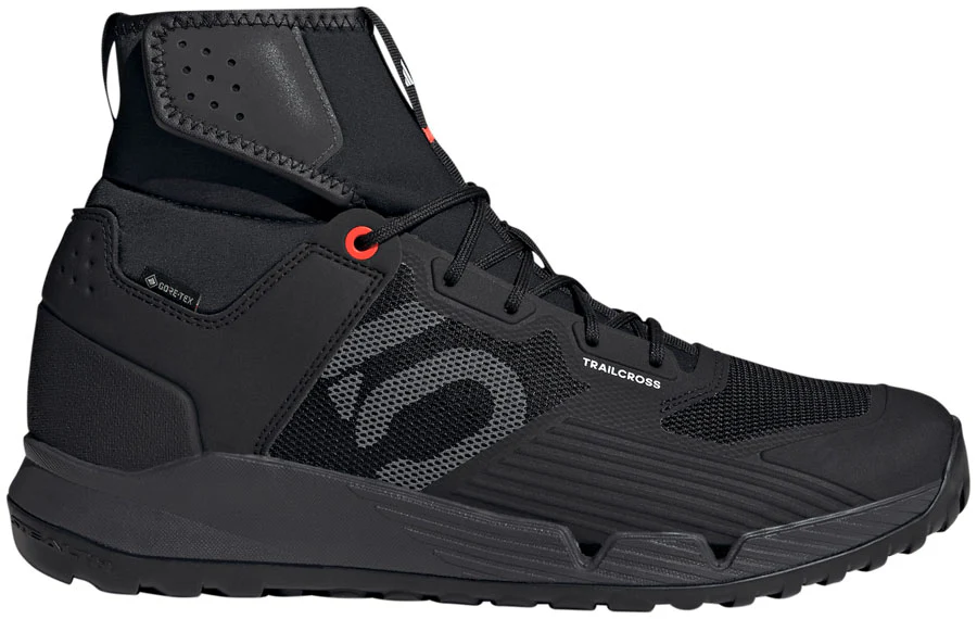 Five Ten Trailcross GTX Flat Shoes - Men's Core BLK / Gray / Solar Red 11.5